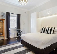 Unbeatably located Art Deco Surry Hills studio - Tourism TAS