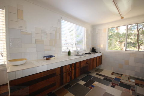 Up-cycle House Blackheath - Tourism TAS 3