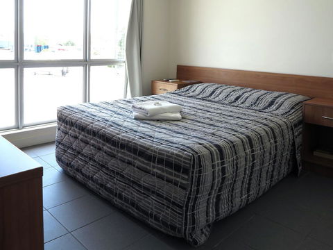 Upper Ross Hotel - Tourism TAS 1