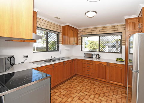 Urangan Harbour Bungalow - Hobart Tourism 2