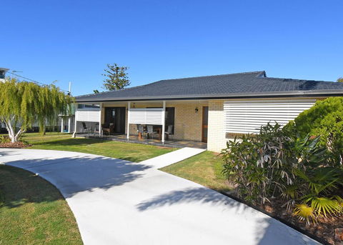 Urangan Harbour Bungalow - Hobart Tourism 0