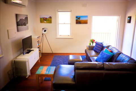 UrbanStyle Claremont Apartment - Hobart Tourism 2