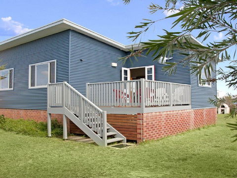 Urchins - Funky Comfort And Style - Hobart Tourism 0
