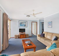 Vaai Moana - 5/10 Oriole Avenue - Hobart Tourism
