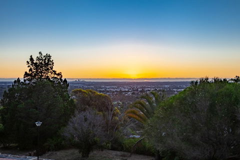 Vermillion Skies Holiday Accommodation - Hobart Tourism 3