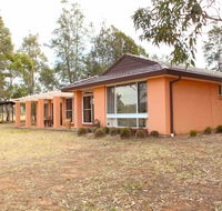 Verona Vineyard Cottage - Hobart Tourism