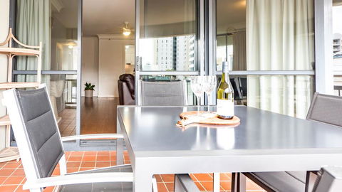 Victoria Square Apartments - Hobart Tourism 3