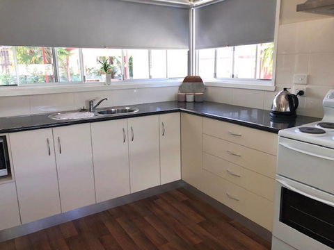 Villa Asolana - Hobart Tourism 1