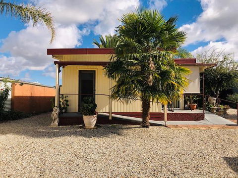 Villa Asolana - Hobart Tourism 0
