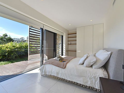 Villa Catania Waterside At Trinity Point - Tourism TAS 1