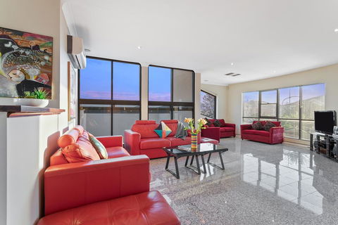 Villa De Marseilles - Melbourne - Tourism TAS 3