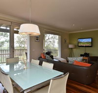 Villa Executive 2br Sangiovese Resort Condo located within Cypress Lakes Resort nothing is more central - Hobart Tourism