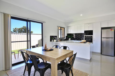 Villa Mare @ Culburra - 4 Mins To Beach - Hobart Tourism 2