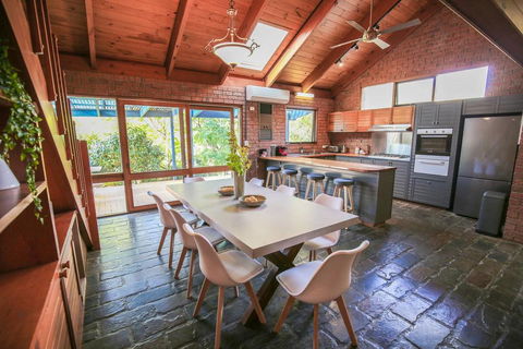 Villa Nord - Hobart Tourism 3