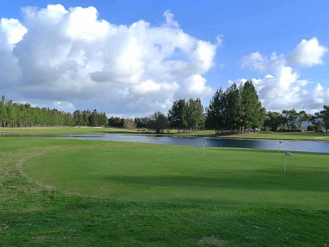 Villa On The Green - Tourism TAS 3