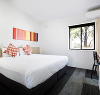 Villawood Hotel - Hobart Tourism