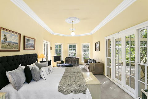 Vinden Estate Homestead - Hobart Tourism 1