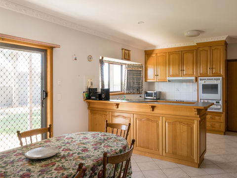 Vineyard Retreat Mildura - Hobart Tourism 3