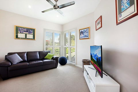Vista One - Hobart Tourism 2