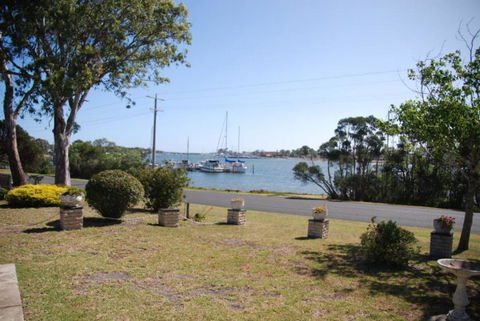 Vista-Del-Lago - Hobart Tourism 0