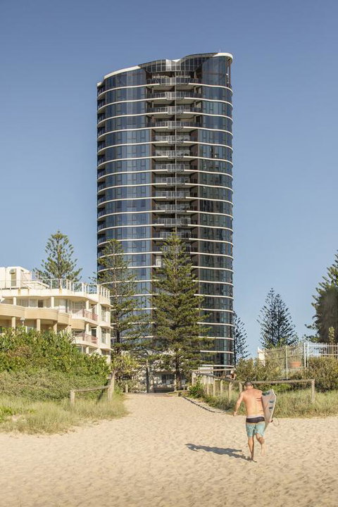 Vue Broadbeach - Tourism TAS 3