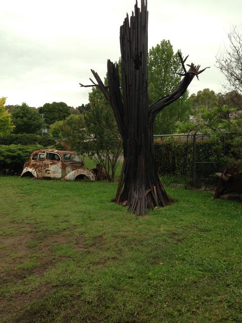 Walcha Royal Cafe & Accommodation - Hobart Tourism 1
