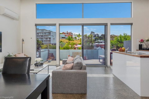 Walk To Salamanca, Queens Cottage LUX 3bdm Queens Cottage - Tourism TAS 2
