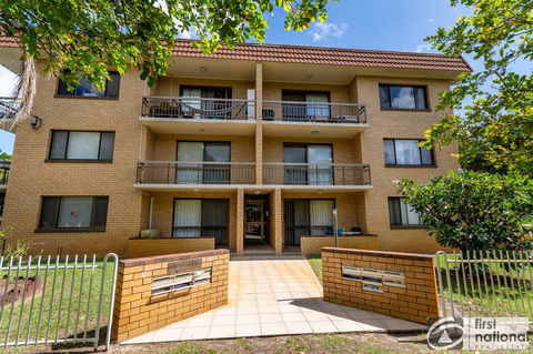 Walk To Surf Beach, Club And Shops - Sands Court Boyd St, Woorim - Hobart Tourism 0
