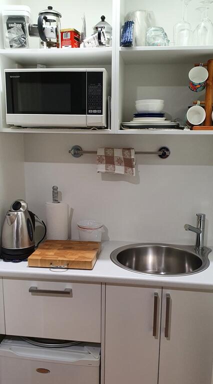 Wallabi Point Bed And Breakfast - Hobart Tourism 3