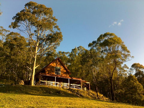Wallaby Leap - Tourism TAS 2