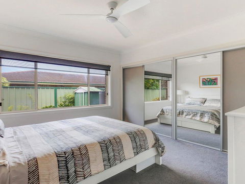 Walling-Clifton Gardens - Backing Onto Golf Course - Tourism TAS 1