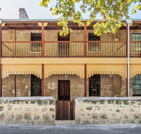 Warders Cottage Iconic Cottage in the Heart of Freo - Hobart Tourism