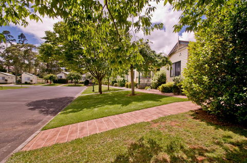 Warragul Gardens Holiday Park - Tourism TAS 1