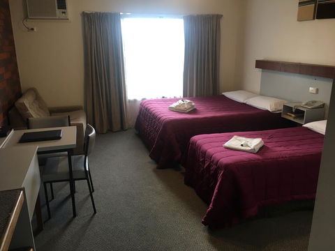 Warragul Views Motor Inn - Hobart Tourism 3