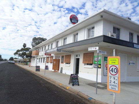 Warrego Hotel Motel Cunnamulla - Hobart Tourism 3