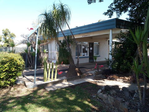 Warren Motor Inn - Hobart Tourism 2