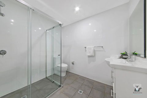 WARRICK FRAM 3 BEDS APT FREE PARKING WALK TO WESTFIELD CLOSE TO HOSPITAL NWF003 - Hobart Tourism 3