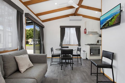 Warrnambool Holiday Village - Hobart Tourism 0