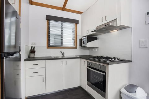 Warrnambool Holiday Village - Hobart Tourism 3