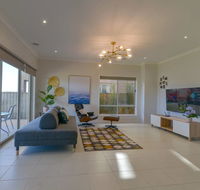 Waterfront Grand Villa for Big Group - Tourism TAS