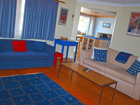 Waterfront Heaven @ Callala Bay - Hobart Tourism 1