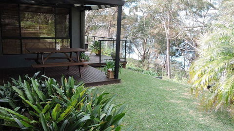 Waterfront Jervis Bay Escape Cooinda - Hobart Tourism 3