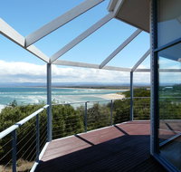 Waterline Holiday Home - Tourism TAS