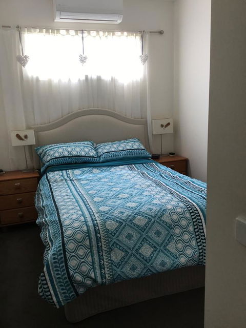 Redruth Cottage - Hobart Tourism 8