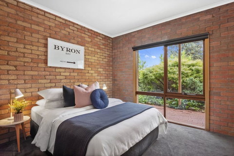 The Perfect Zone- SLEEPS 12 - Tourism TAS 13