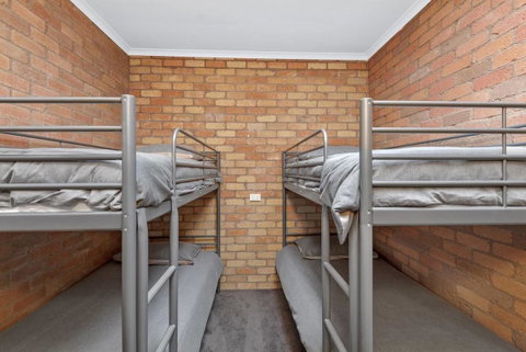 The Perfect Zone- SLEEPS 12 - Tourism TAS 11