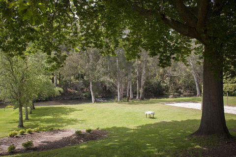 Oscar\'s On The Yarra - Tourism TAS 6