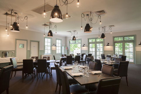 Oscar\'s On The Yarra - Tourism TAS 5