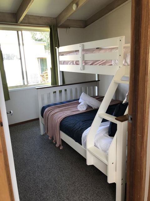 The PC Cottage - Hobart Tourism 14