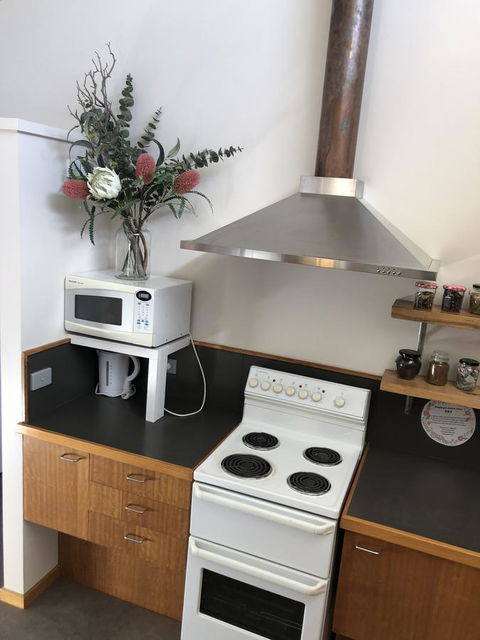 The PC Cottage - Hobart Tourism 17